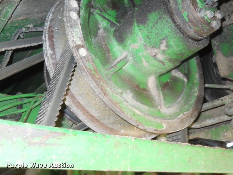 image for item HO9683 1988 John Deere 8820 Titan II combine