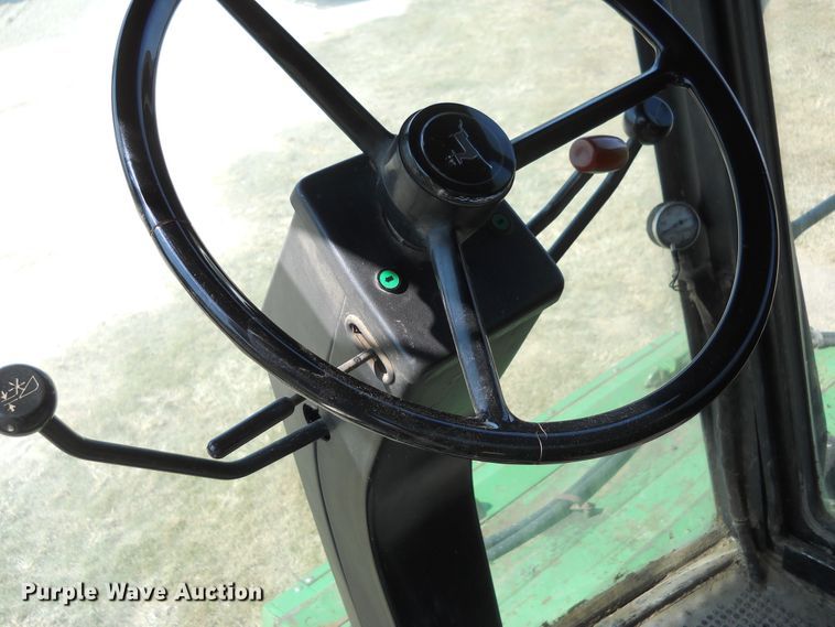 image for item HO9683 1988 John Deere 8820 Titan II combine