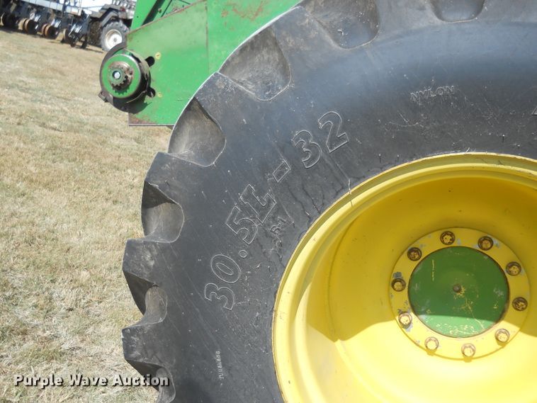 image for item HO9683 1988 John Deere 8820 Titan II combine