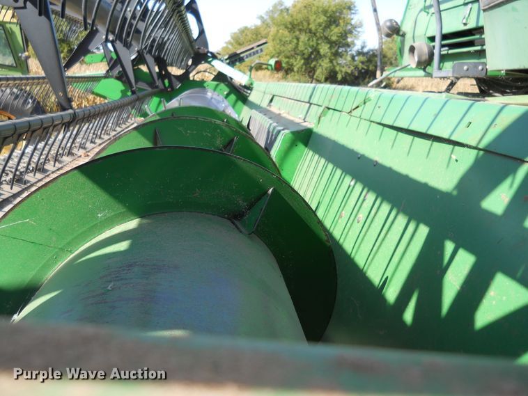 image for item HO9684 1988 John Deere 920 flex head