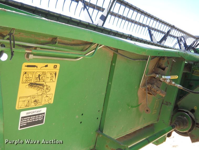 image for item HO9684 1988 John Deere 920 flex head