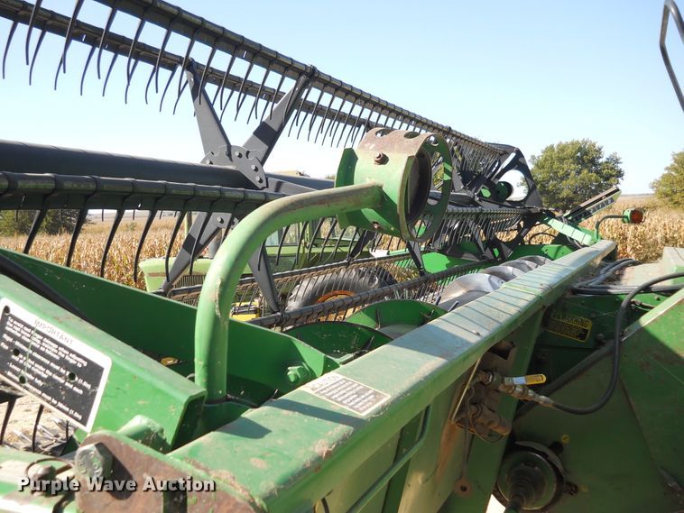 image for item HO9684 1988 John Deere 920 flex head