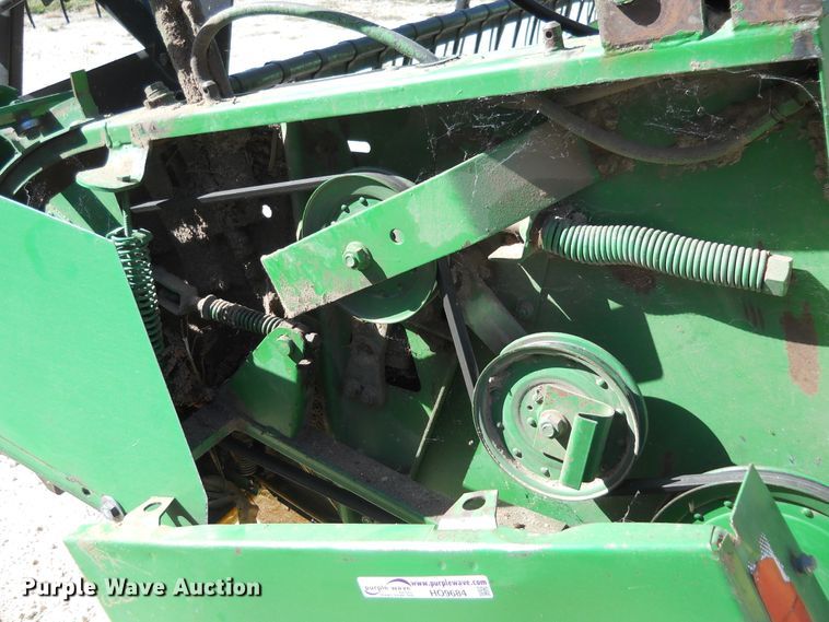 image for item HO9684 1988 John Deere 920 flex head