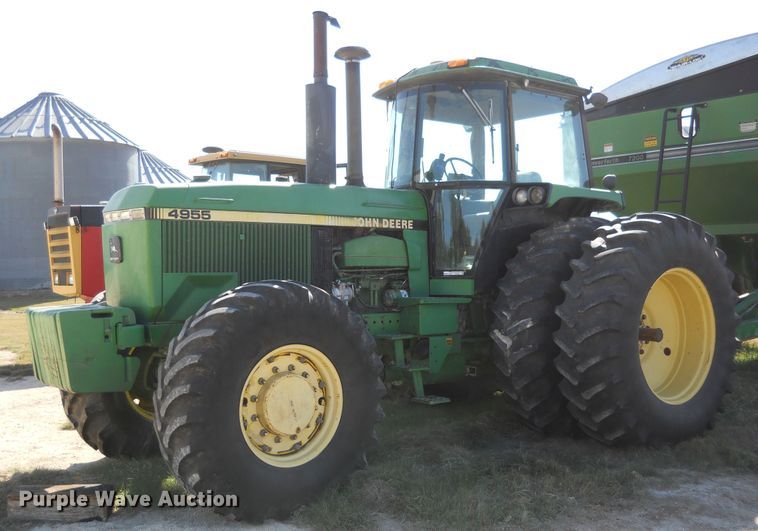 image for item HO9685 1989 John Deere 4955  MFWD tractor