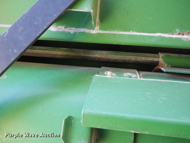 image for item HO9686 Unverferth 7200 grain cart