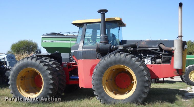 image for item HO9687 1985 Versatile 936  4WD tractor