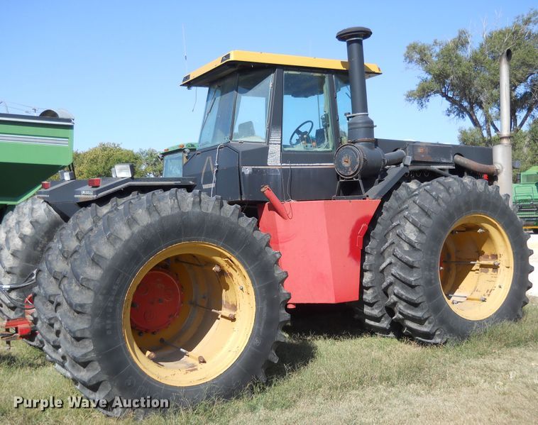 image for item HO9687 1985 Versatile 936  4WD tractor
