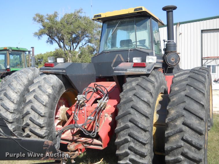 image for item HO9687 1985 Versatile 936  4WD tractor