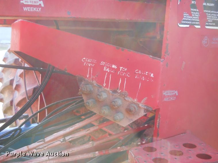 image for item HO9687 1985 Versatile 936  4WD tractor