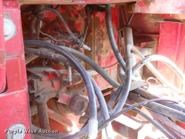 image for item HO9687 1985 Versatile 936  4WD tractor