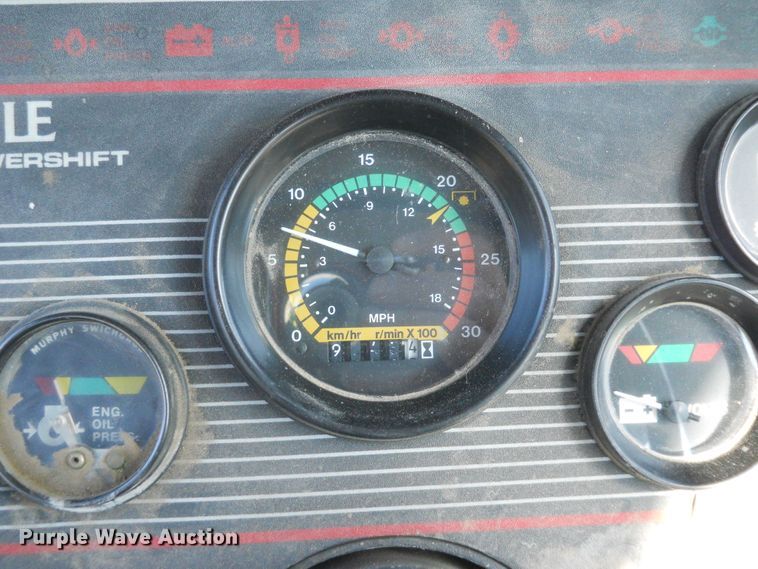 image for item HO9687 1985 Versatile 936  4WD tractor