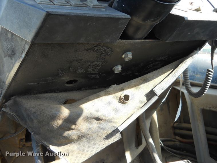 image for item HO9687 1985 Versatile 936  4WD tractor