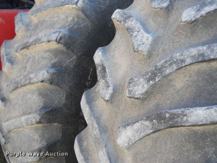 image for item HO9687 1985 Versatile 936  4WD tractor