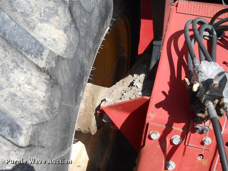 image for item HO9687 1985 Versatile 936  4WD tractor