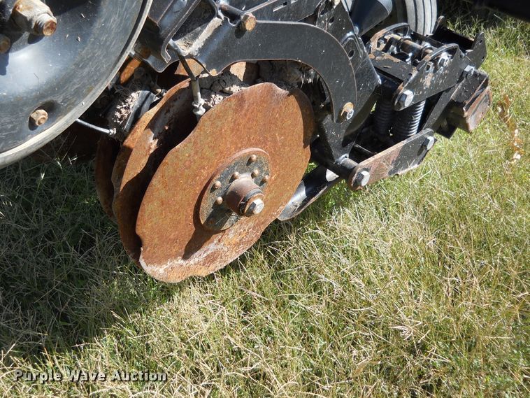 image for item HO9688 2006 CrustBuster 4030 All-Plant no-till grain drill