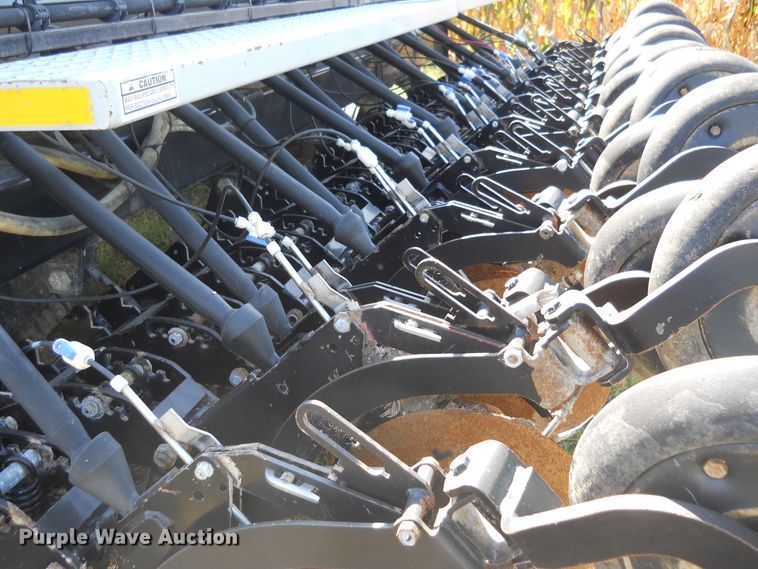 image for item HO9688 2006 CrustBuster 4030 All-Plant no-till grain drill