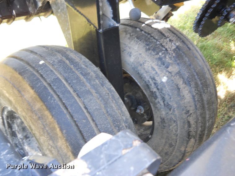 image for item HO9688 2006 CrustBuster 4030 All-Plant no-till grain drill