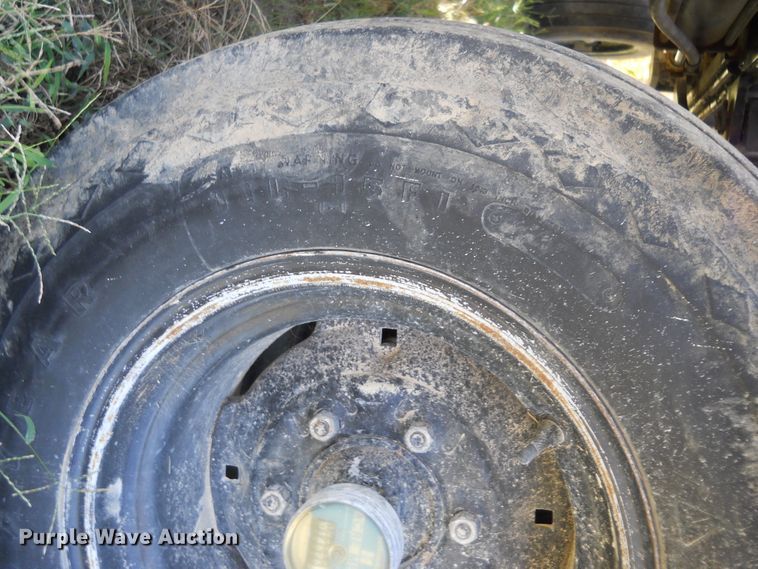 image for item HO9688 2006 CrustBuster 4030 All-Plant no-till grain drill