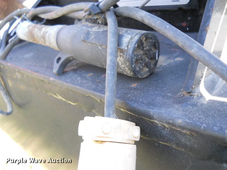 image for item HO9688 2006 CrustBuster 4030 All-Plant no-till grain drill