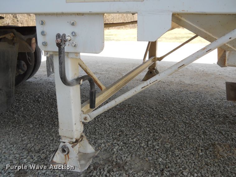 image for item HO9689 1997 DMF GT-2-30 double hopper bottom grain trailer