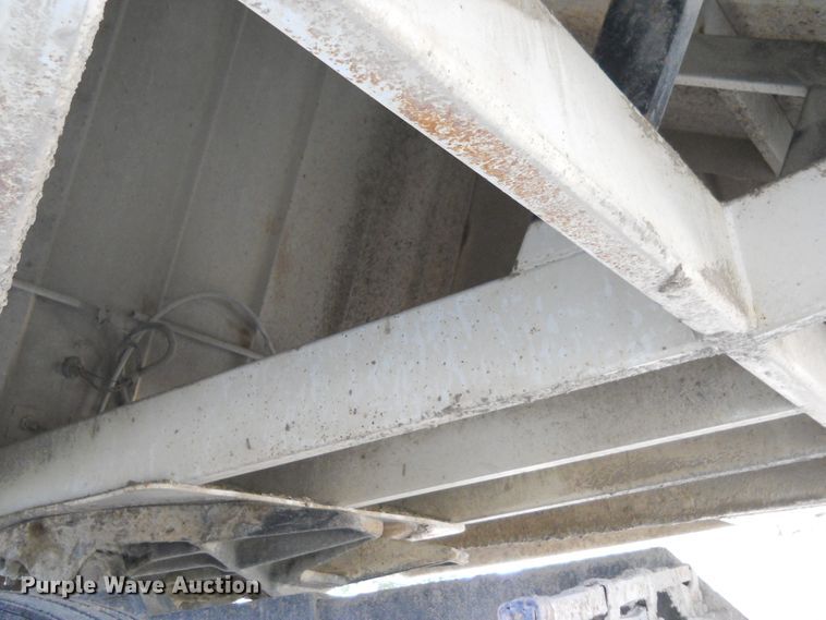 image for item HO9689 1997 DMF GT-2-30 double hopper bottom grain trailer