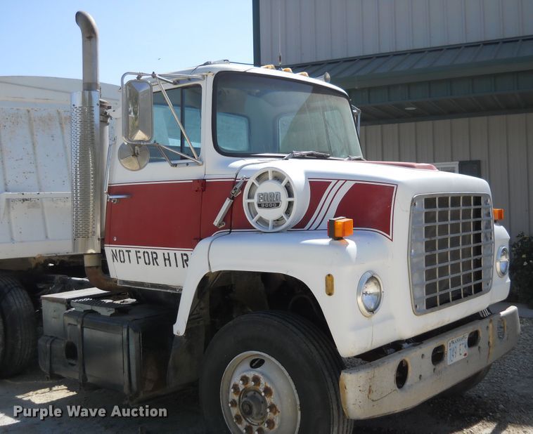 image for item HO9690 1983 Ford 9000  semi truck