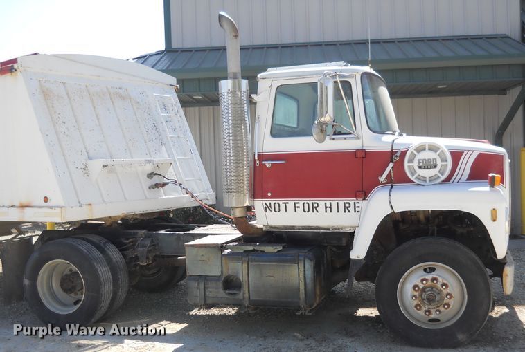 image for item HO9690 1983 Ford 9000  semi truck
