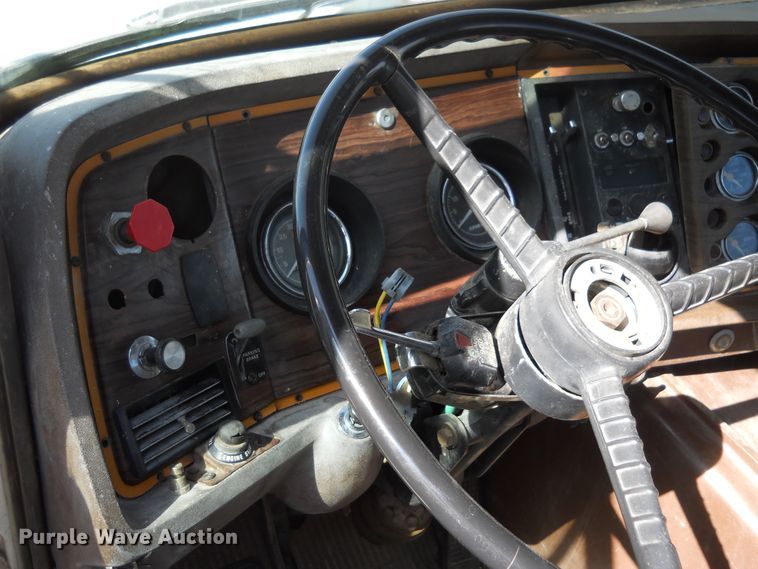 image for item HO9690 1983 Ford 9000  semi truck