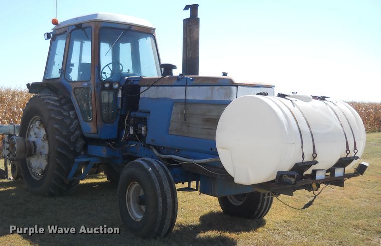 image for item HO9694 1984 Ford TW25  tractor