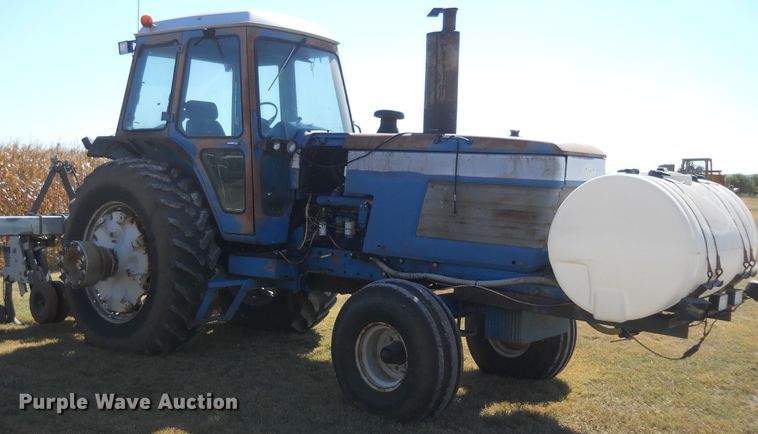 image for item HO9694 1984 Ford TW25  tractor