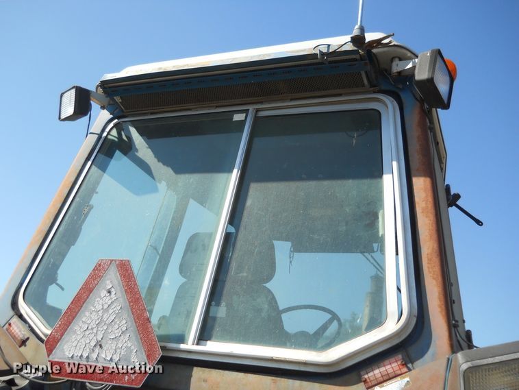 image for item HO9694 1984 Ford TW25  tractor