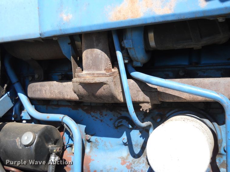 image for item HO9694 1984 Ford TW25  tractor