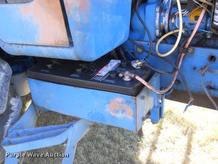 image for item HO9694 1984 Ford TW25  tractor