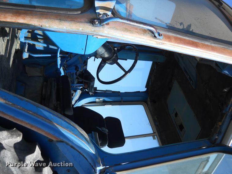 image for item HO9694 1984 Ford TW25  tractor