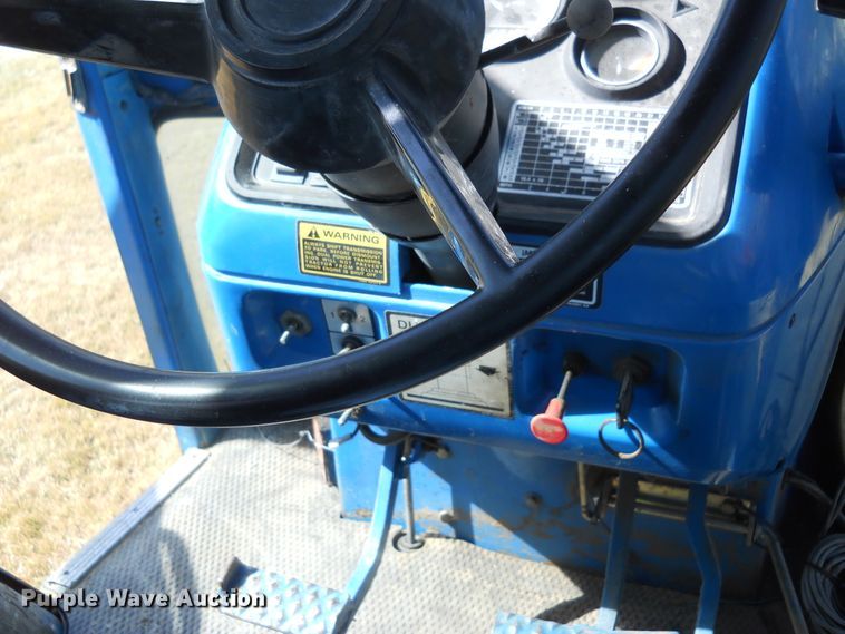 image for item HO9694 1984 Ford TW25  tractor