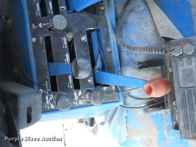 image for item HO9694 1984 Ford TW25  tractor