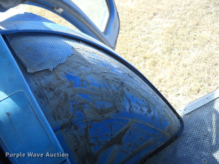 image for item HO9694 1984 Ford TW25  tractor