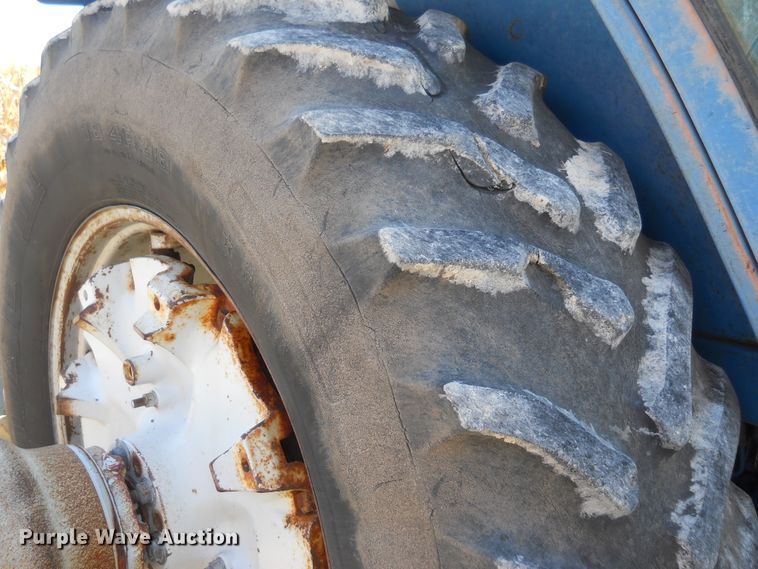 image for item HO9694 1984 Ford TW25  tractor