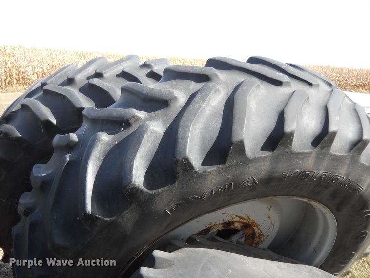 image for item HO9694 1984 Ford TW25  tractor