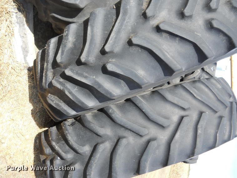 image for item HO9694 1984 Ford TW25  tractor