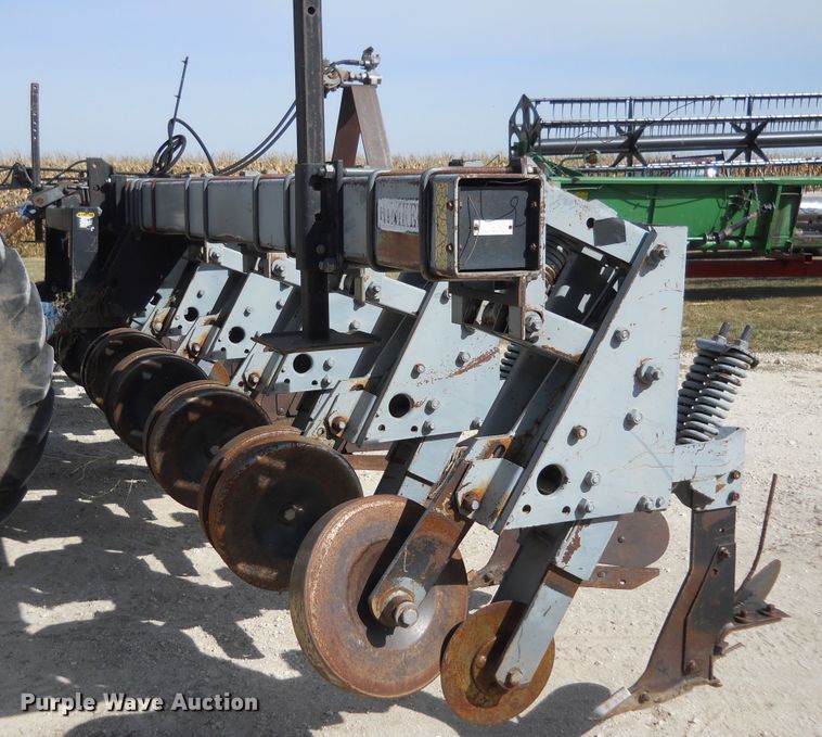 image for item HO9695 Hiniker row crop cultivator