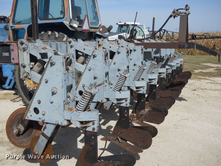 image for item HO9695 Hiniker row crop cultivator