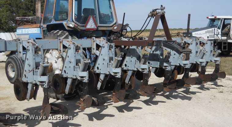 image for item HO9695 Hiniker row crop cultivator