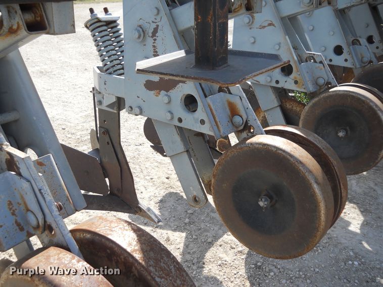 image for item HO9695 Hiniker row crop cultivator