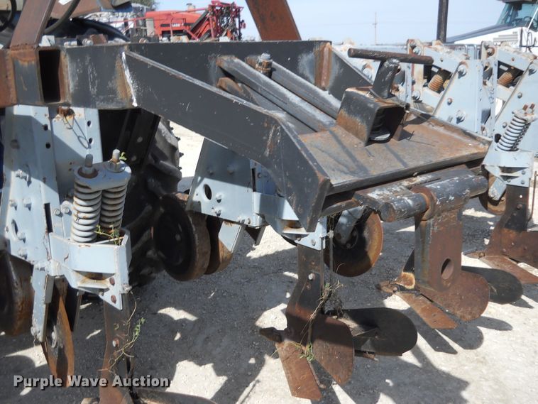 image for item HO9695 Hiniker row crop cultivator