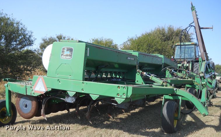 image for item HO9697 (3) John Deere 9400 hoe grain drills