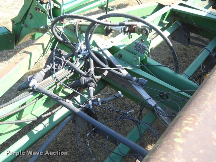 image for item HO9697 (3) John Deere 9400 hoe grain drills