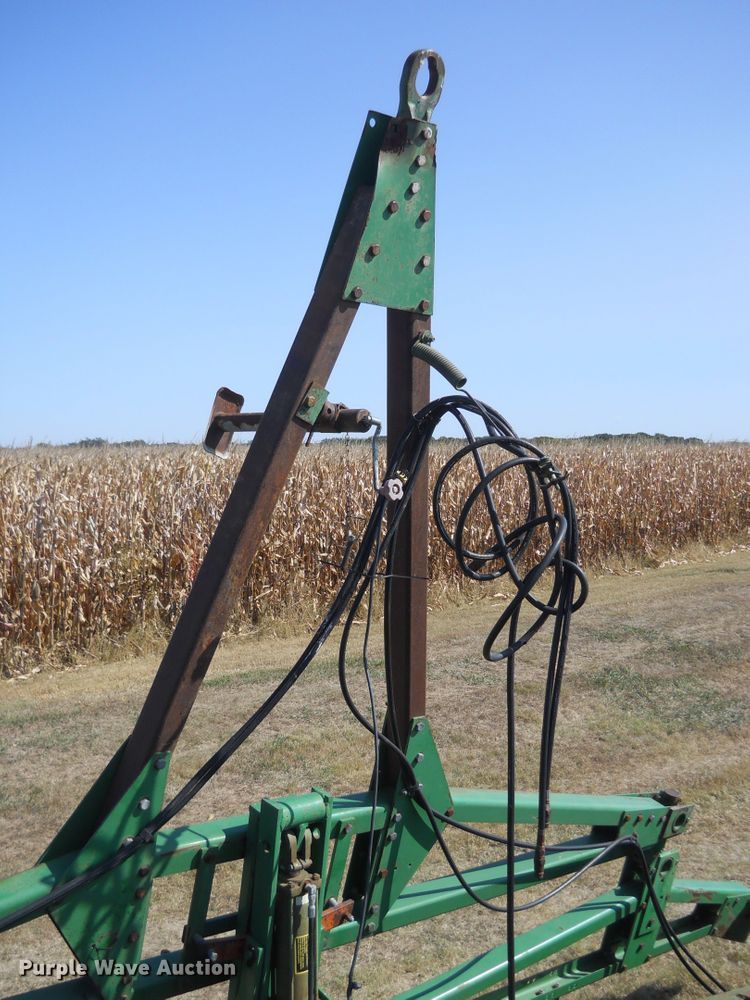 image for item HO9697 (3) John Deere 9400 hoe grain drills
