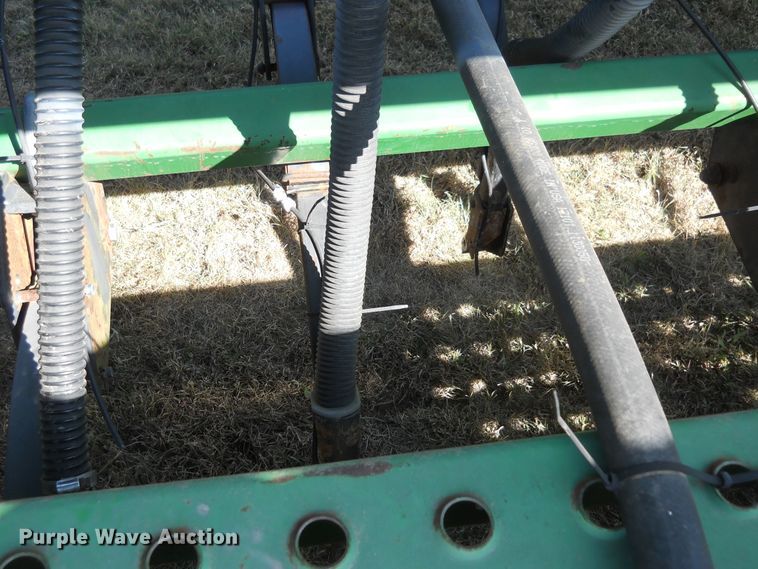 image for item HO9697 (3) John Deere 9400 hoe grain drills
