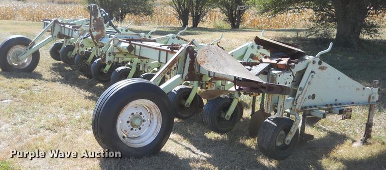 image for item HO9702 Orthman row crop cultivator